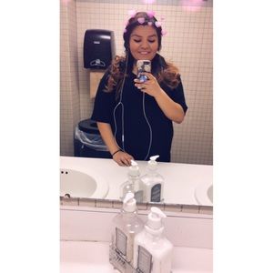 Meet your Posher, Crystal